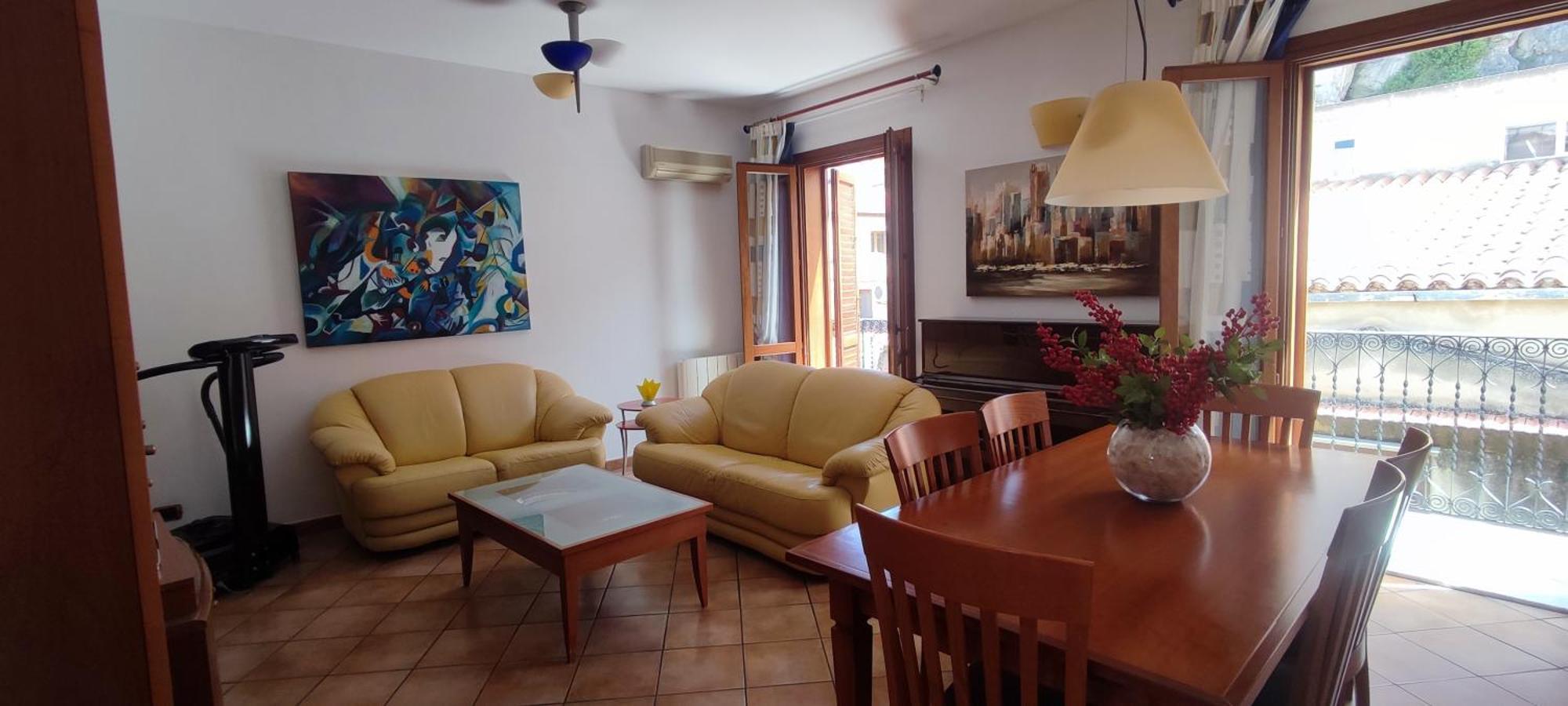 Ruggero House Apartamento
